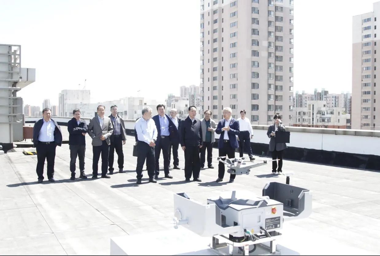 天津市人大常委會副主任殷向杰一行到天津測繪院調(diào)研指導(dǎo)